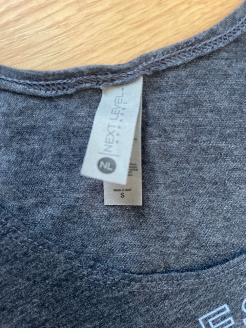 Next Level Apparel Colorado Gray Cropped Boho Tank Size Small - Picture 6 of 7